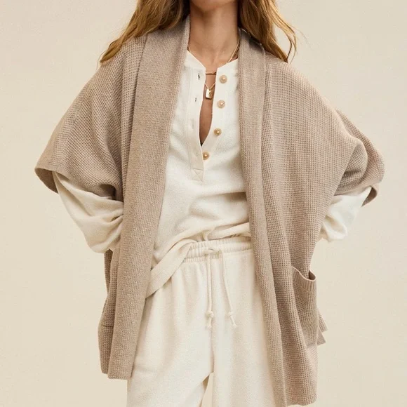 AERIE WAFFLE SHAWL - Picture 4 of 4